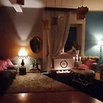 Ramaya, Casa D'artista Quarto em Acomodações Particulares Biella