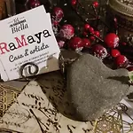Quarto em Acomodações Particulares Ramaya, Casa D'artista Biella