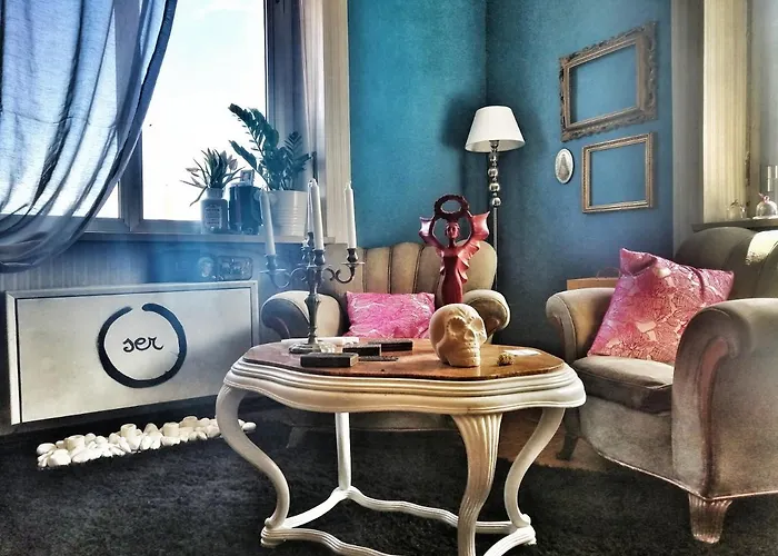 Ramaya, Casa D'artista *