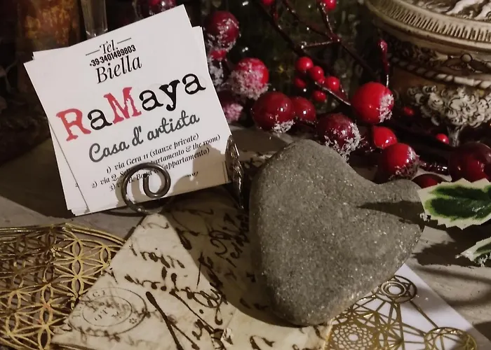 Quarto em Acomodações Particulares Ramaya, Casa D'artista Biella