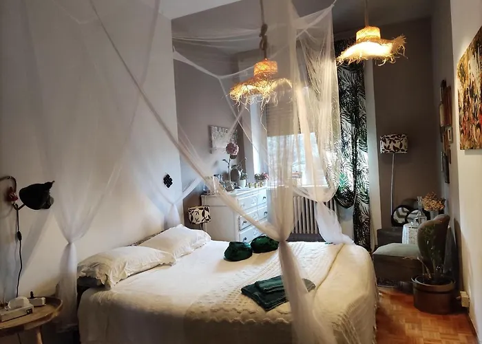 Ramaya, Casa D'artista